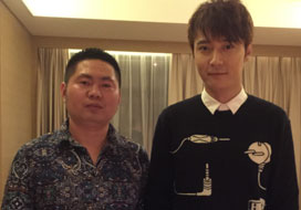 广州顺盈与明星合影